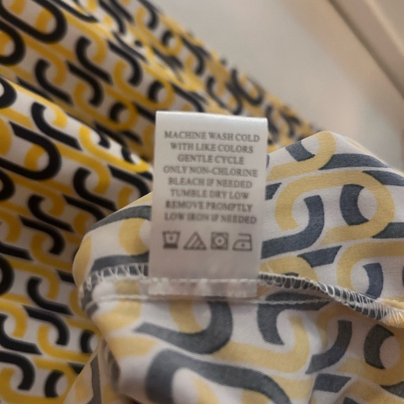 Adrienne Vittadini Yellow and Navy Patterned Blouse - Picture 6 of 6